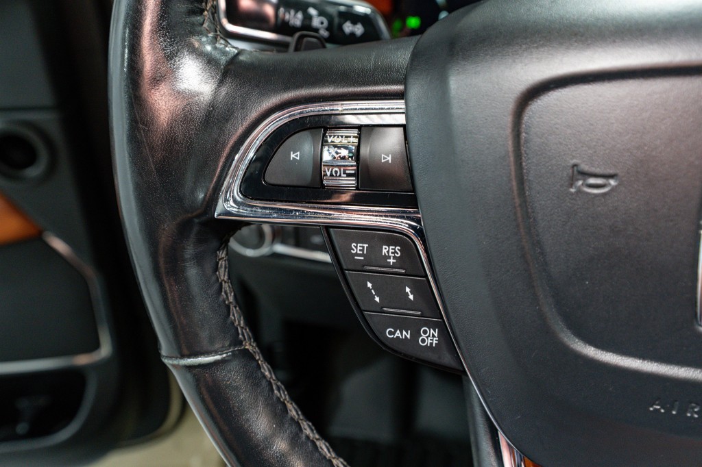 2018 Lincoln Navigator Image 29