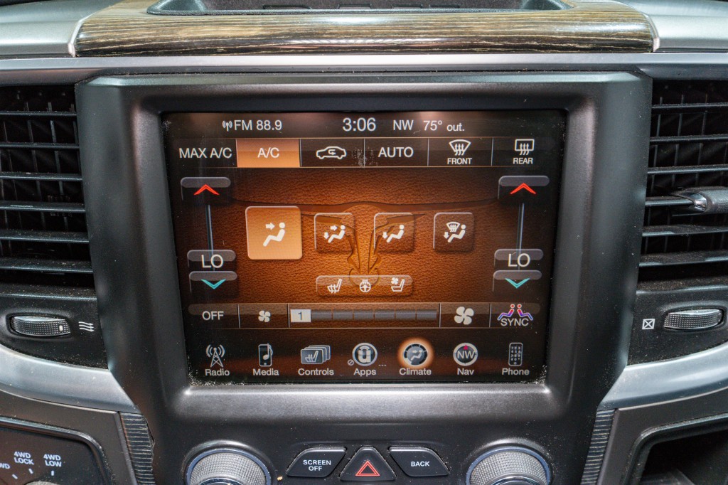 2014 RAM 2500 Image 18