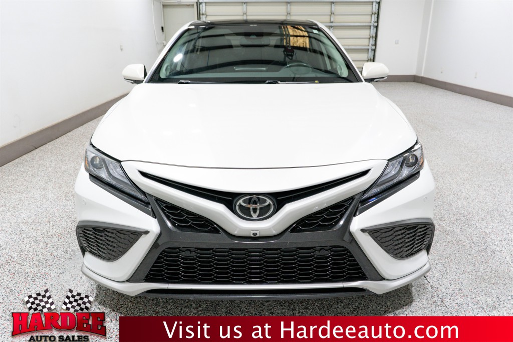 2021 Toyota Camry Image 7
