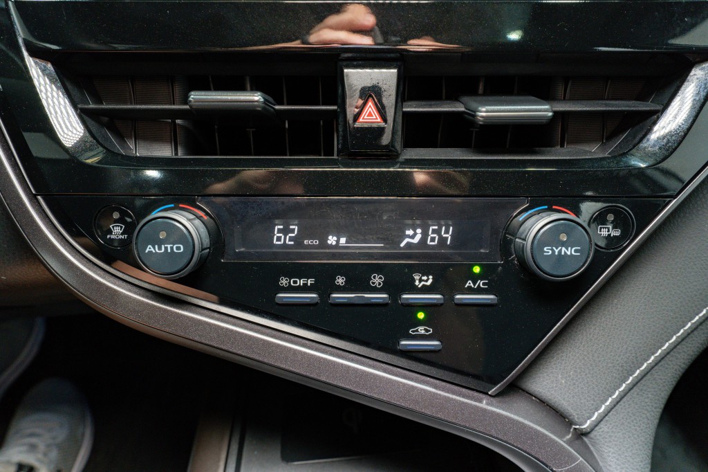 2021 Toyota Camry Image 22
