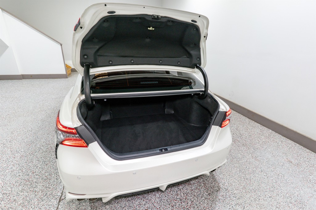 2021 Toyota Camry Image 33