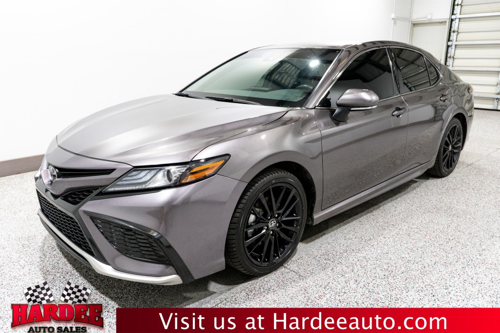 2024 Toyota Camry Image 2