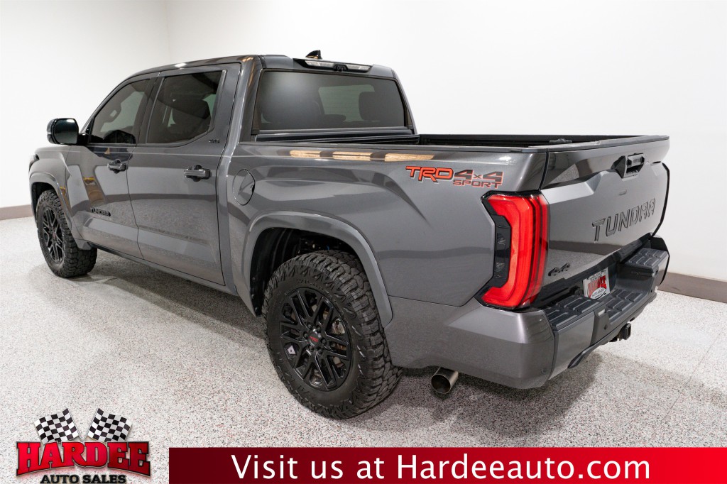 2023 Toyota Tundra Image 3