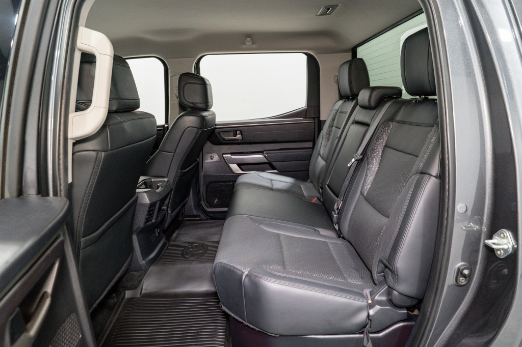 2023 Toyota Tundra Image 33