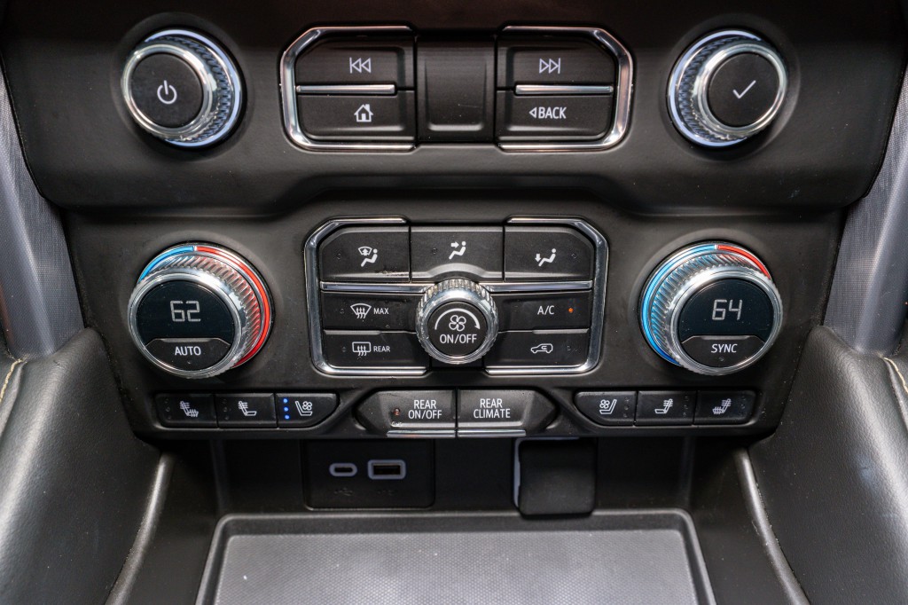 2023 GMC Yukon Image 21