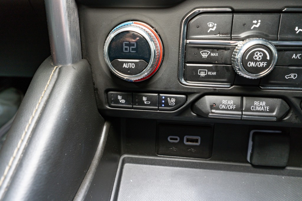 2023 GMC Yukon Image 22