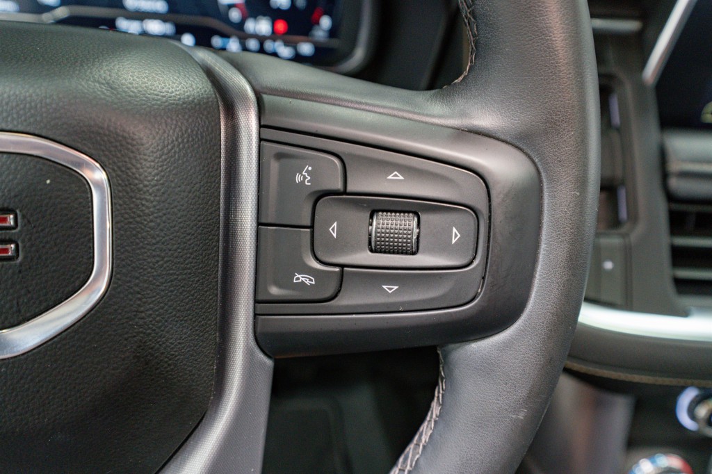 2023 GMC Yukon Image 26