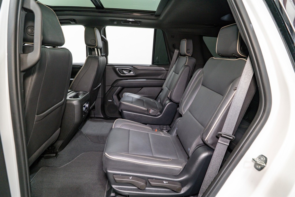 2023 GMC Yukon Image 32