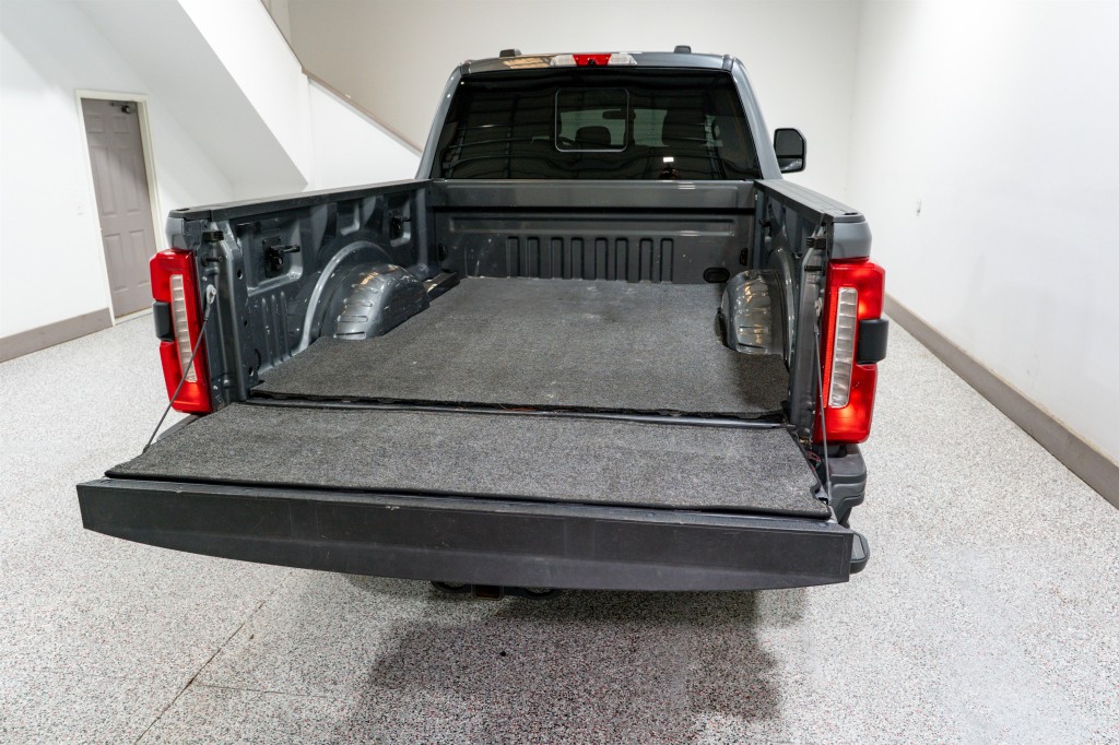 2023 Ford F-250 Image 11