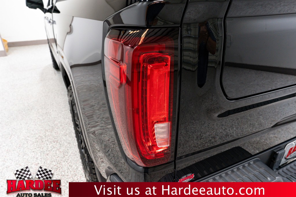 2023 GMC Sierra 1500 Image 9