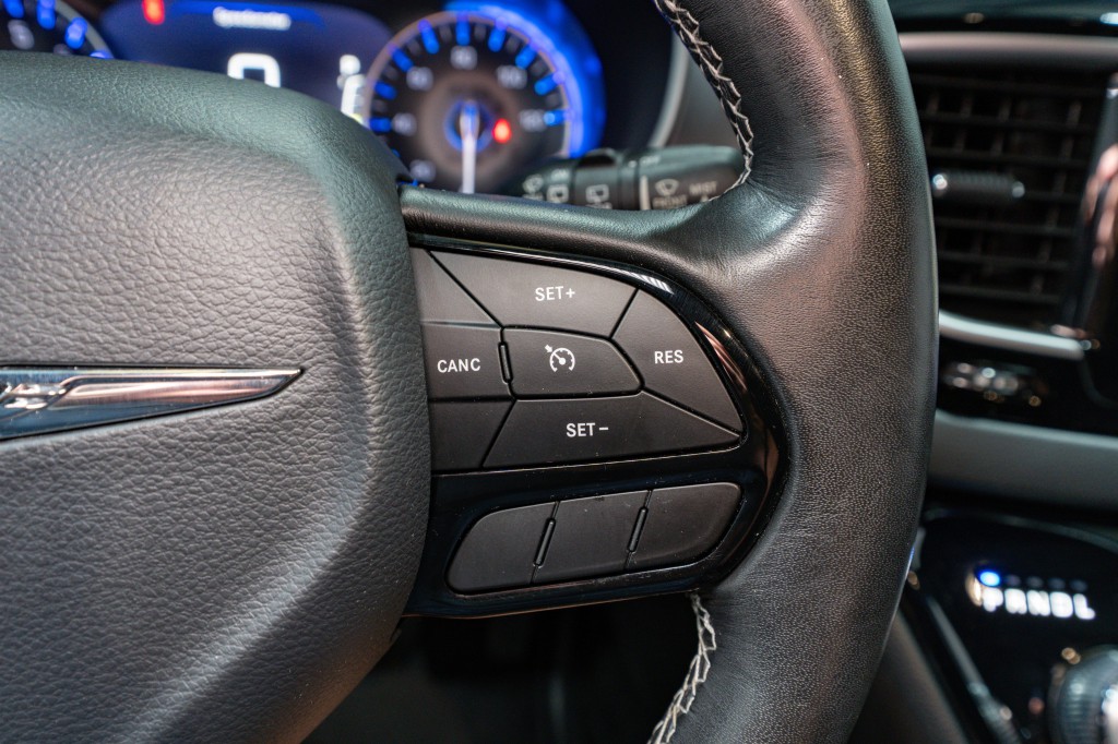 2020 Chrysler Pacifica Image 25