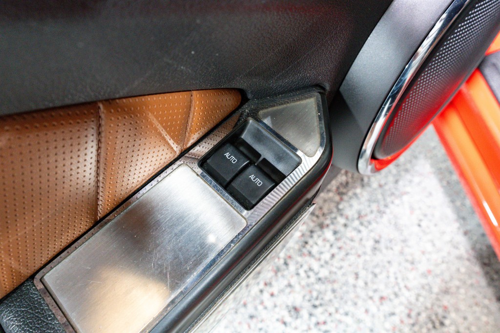 2013 Ford Mustang Image 12