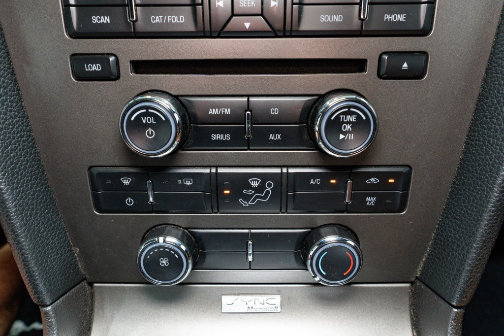 2013 Ford Mustang Image 17