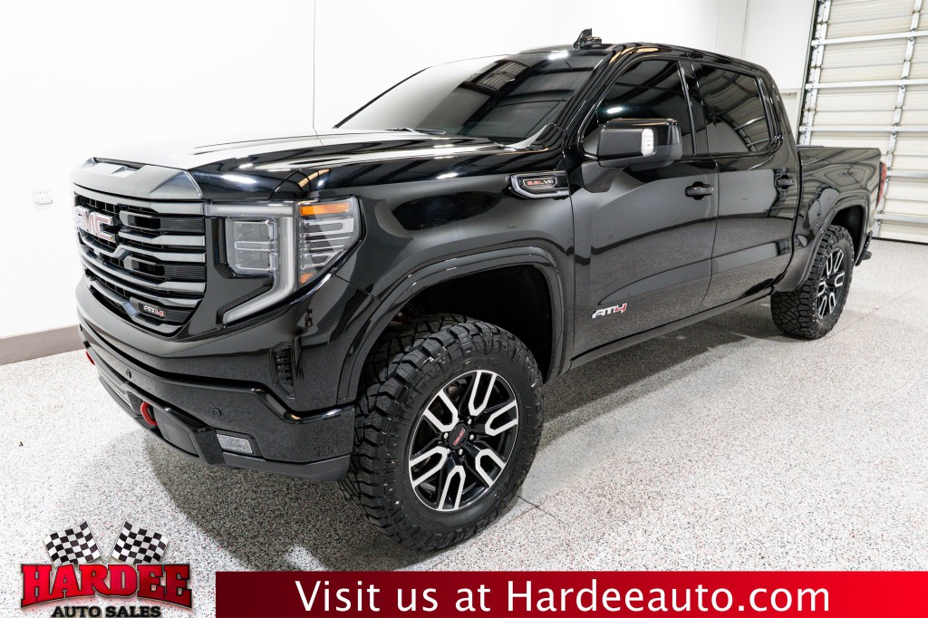 2024 GMC Sierra 1500 Image 2