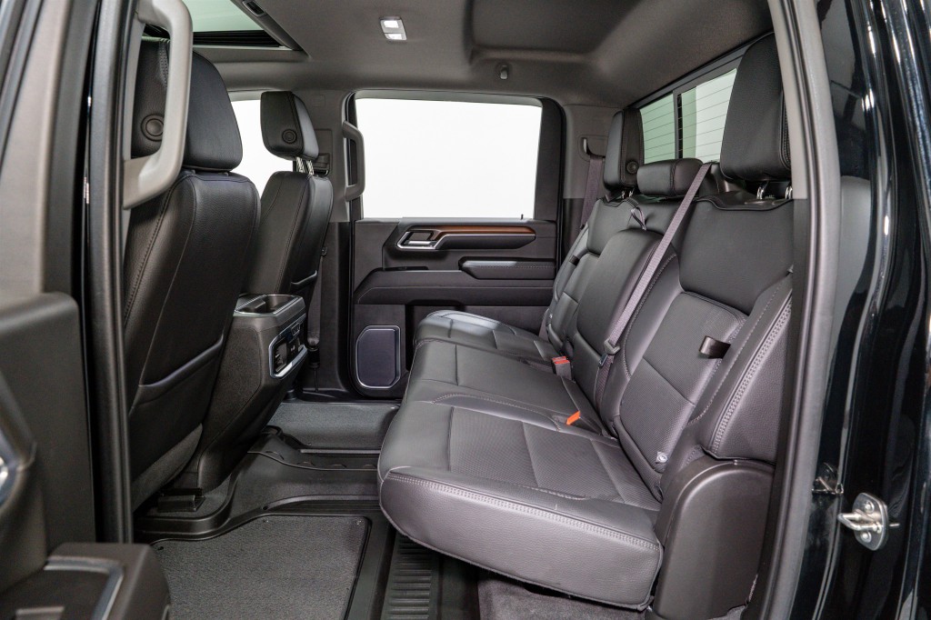 2024 GMC Sierra 2500 Image 38