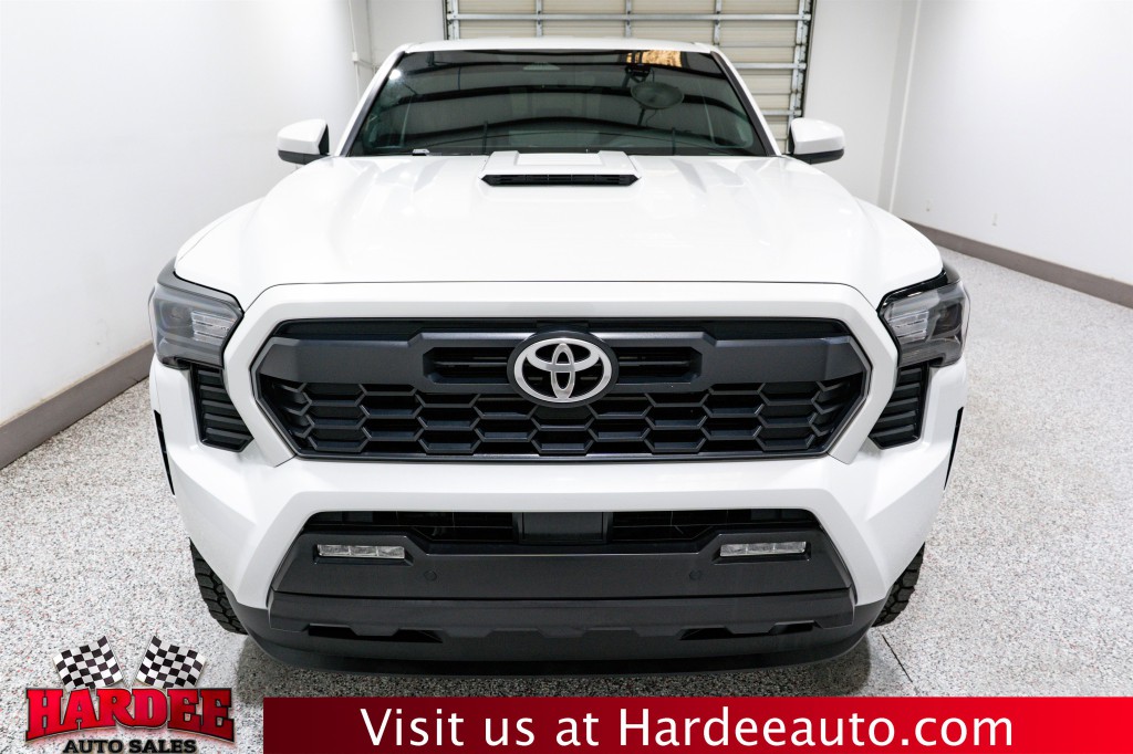2024 Toyota Tacoma Image 7