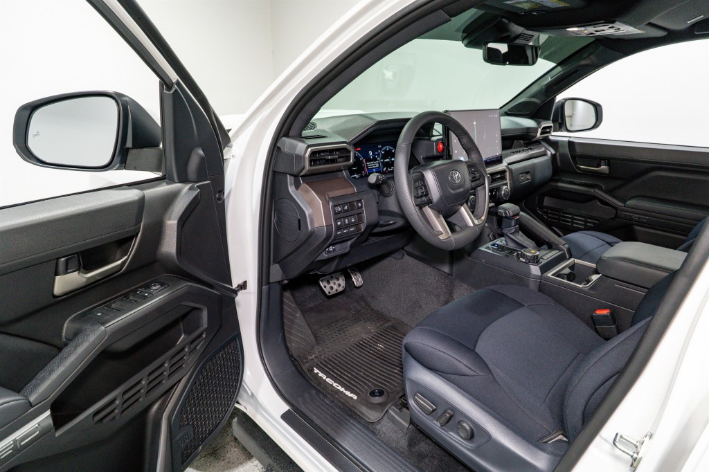 2024 Toyota Tacoma Image 13
