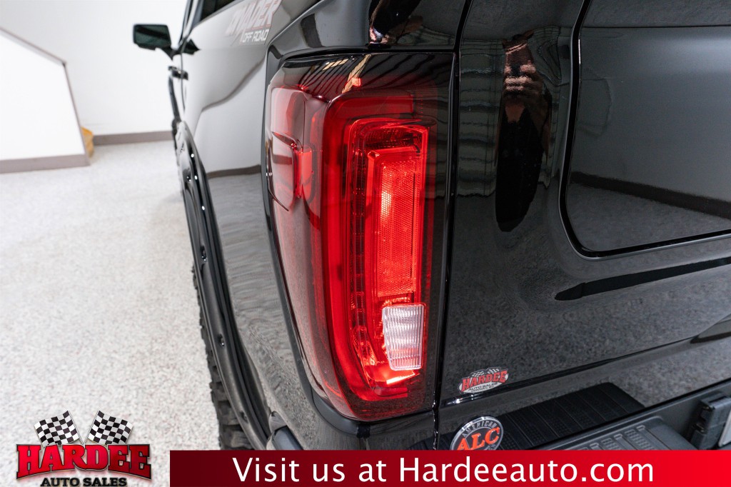 2023 GMC Sierra 1500 Image 9