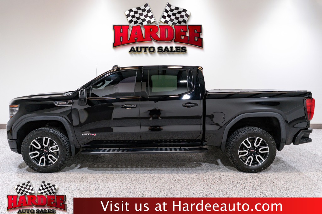 2023 GMC Sierra 1500 Image 1