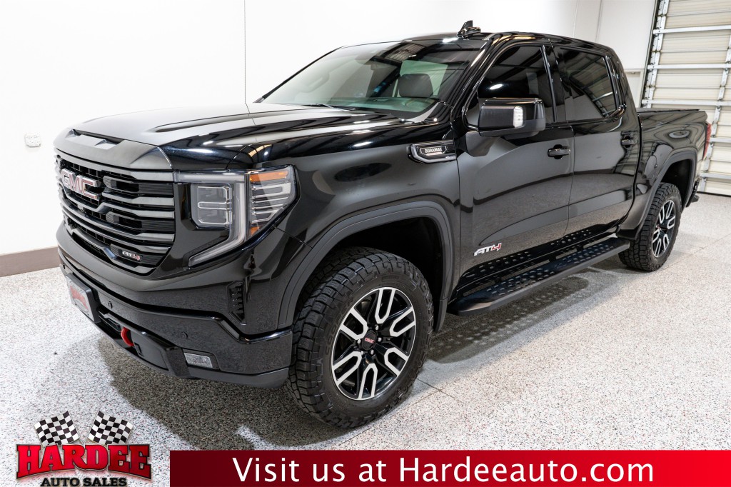 2023 GMC Sierra 1500 Image 2