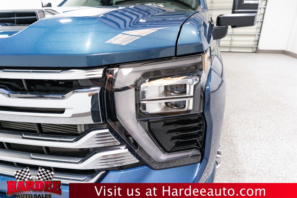 2024 Chevrolet Silverado 1500 Image 8