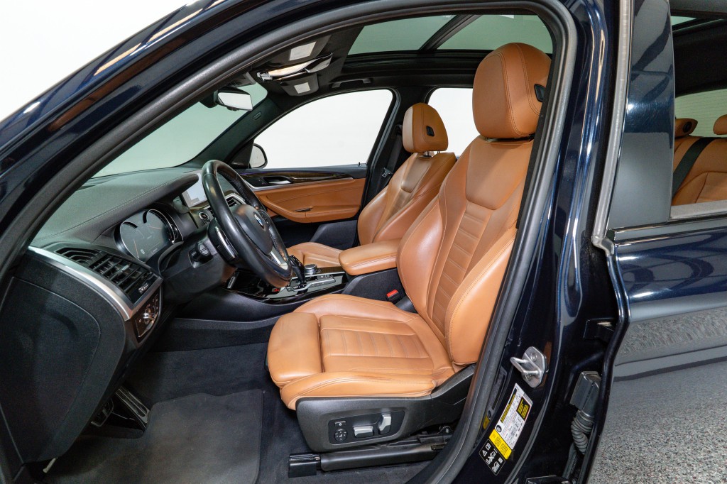 2018 BMW X3 Image 17