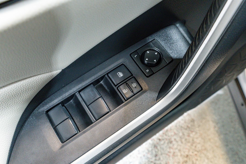 2019 Toyota Rav4 Image 14