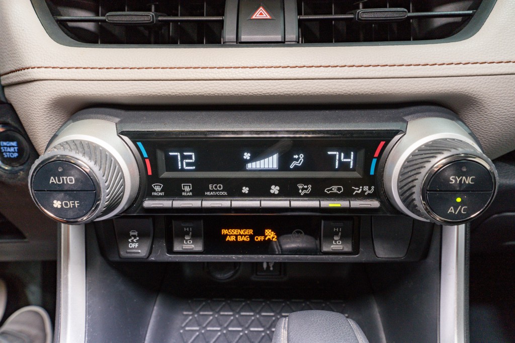 2019 Toyota Rav4 Image 21