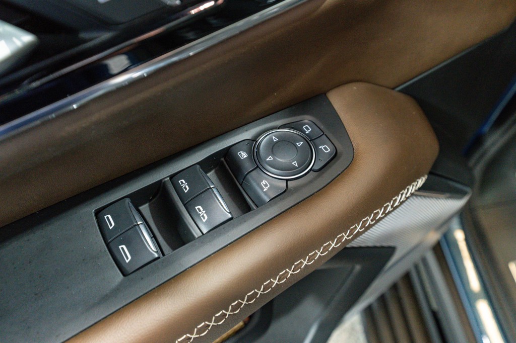 2025 GMC Yukon Image 16