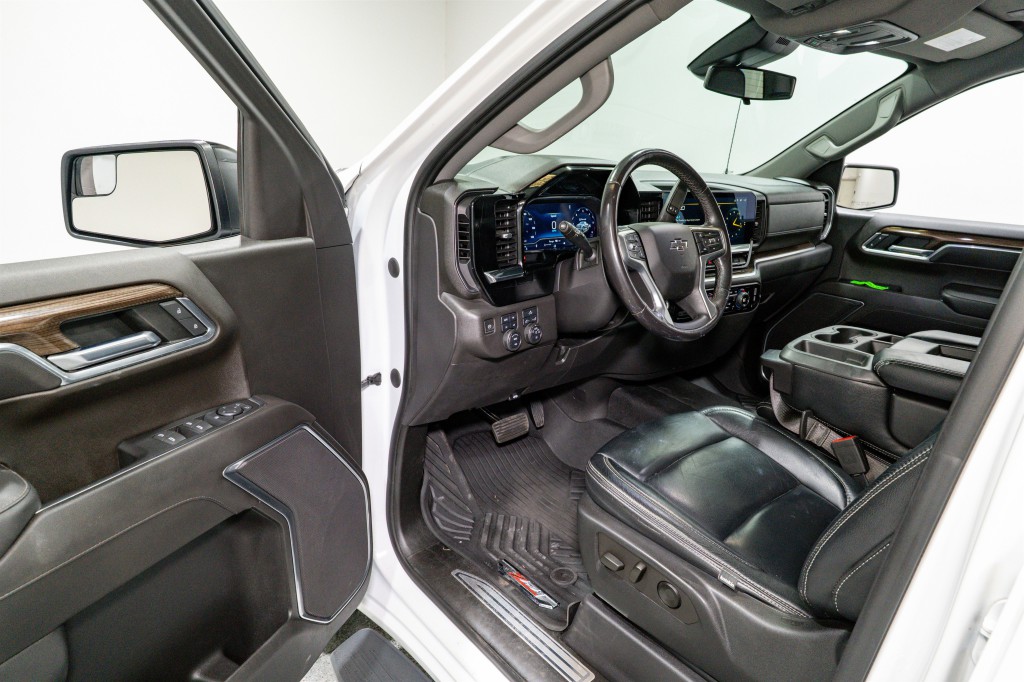 2022 Chevrolet Silverado 1500 Image 13