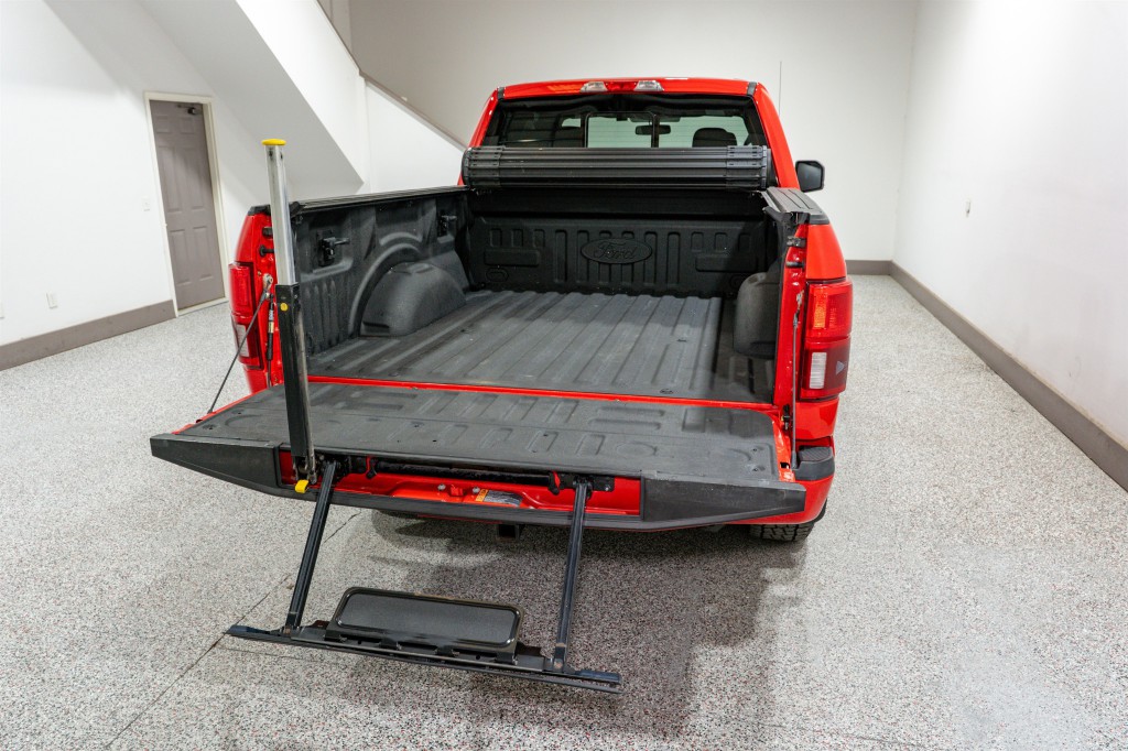 2018 Ford F-150 Image 12