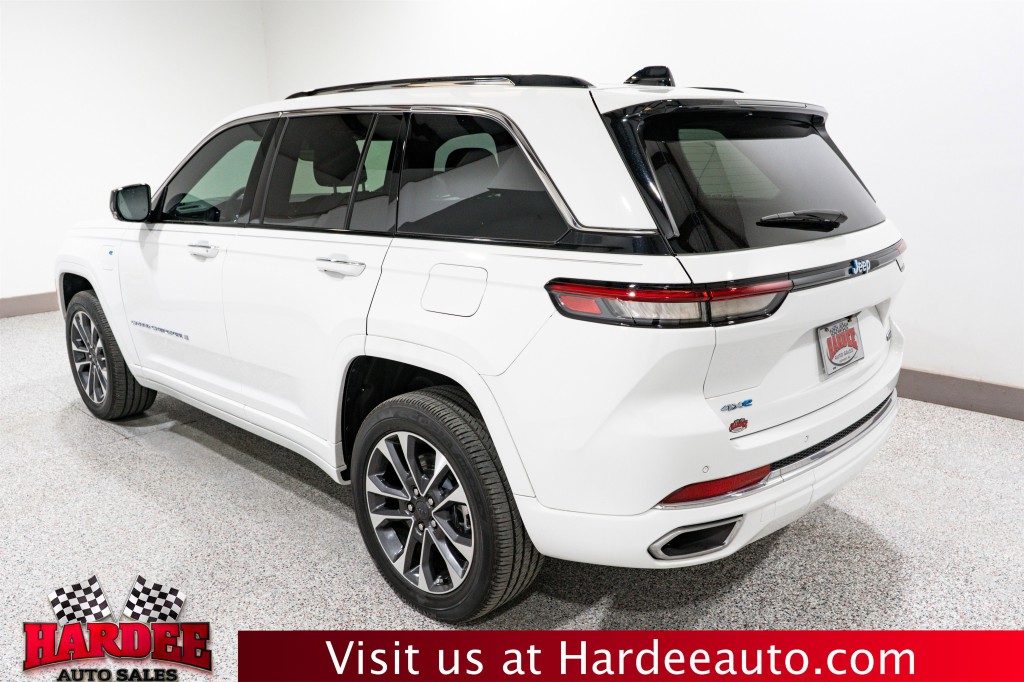 2024 Jeep Grand Cherokee Image 3