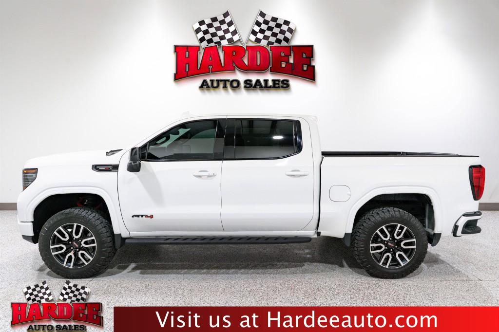2023 GMC Sierra 1500 Image 1
