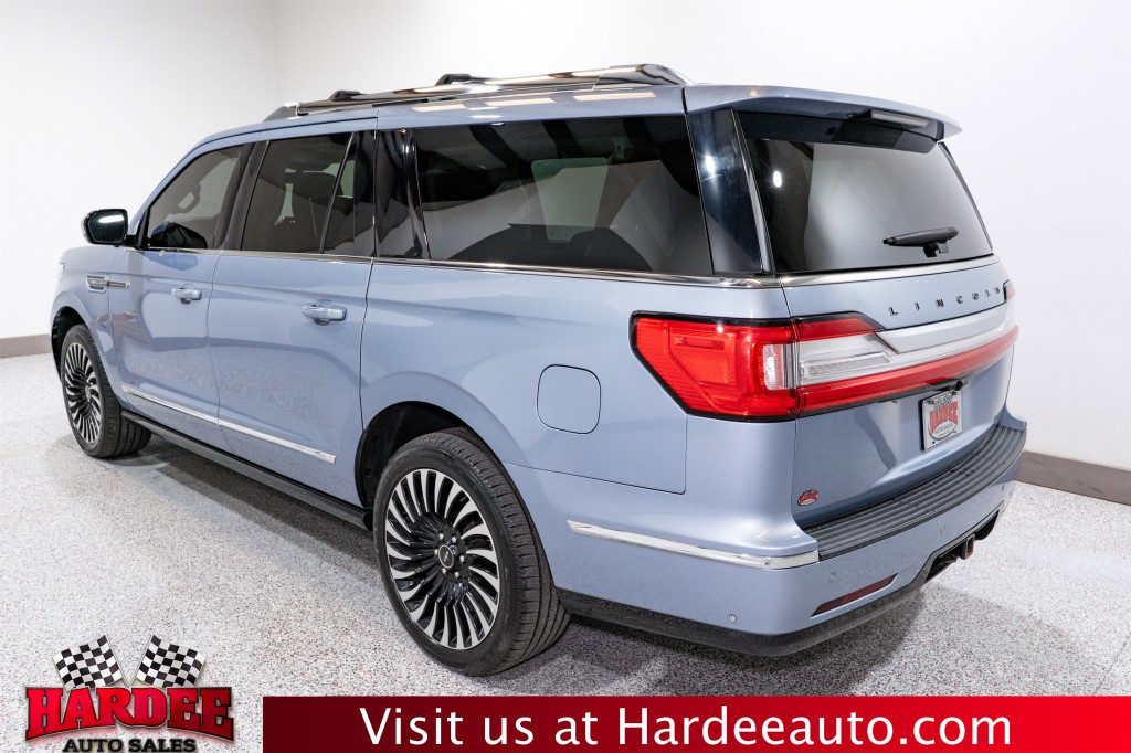 2020 Lincoln Navigator Image 3