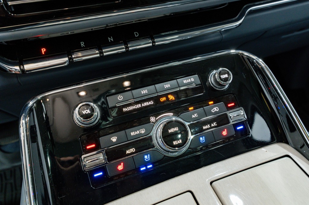 2020 Lincoln Navigator Image 24