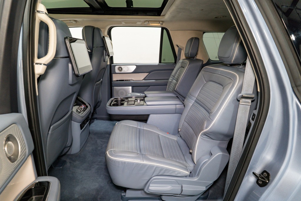 2020 Lincoln Navigator Image 34