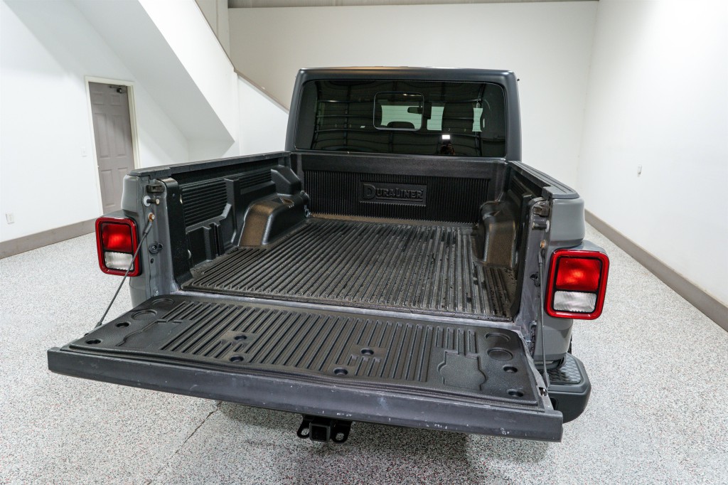 2021 Jeep Gladiator Image 11