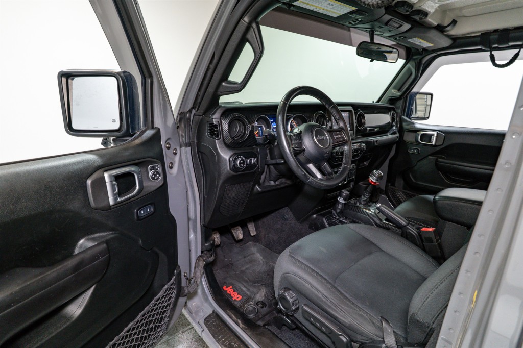 2021 Jeep Gladiator Image 13