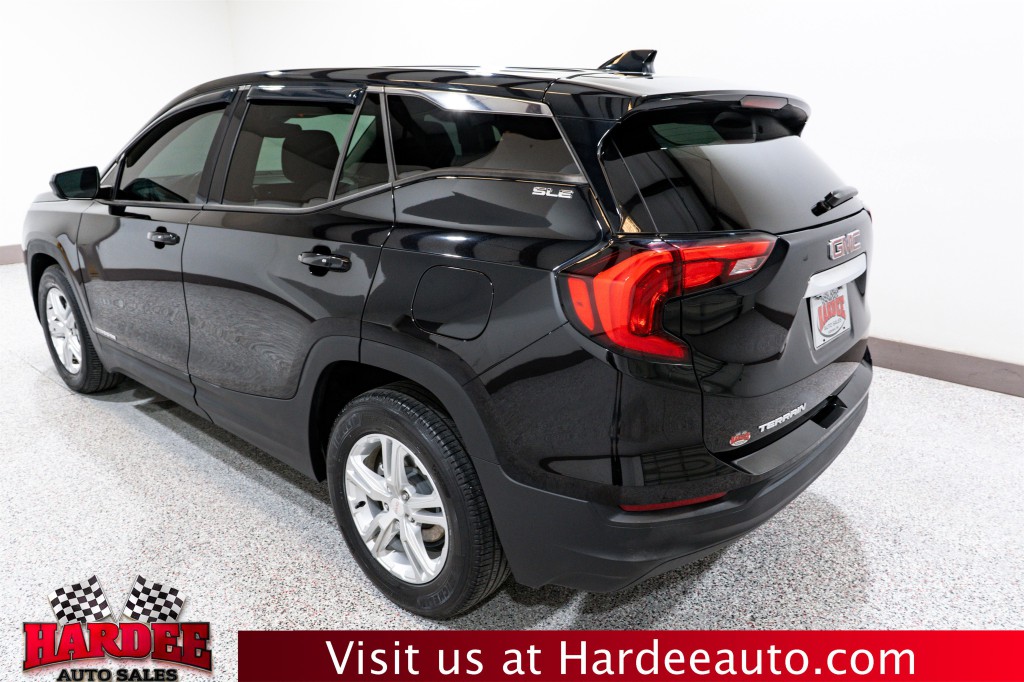 2020 GMC Terrain Image 3