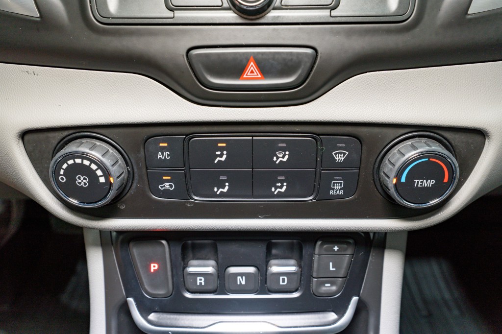 2020 GMC Terrain Image 18