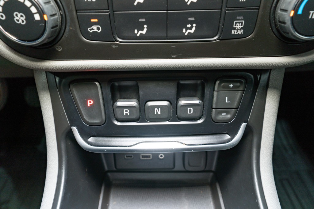 2020 GMC Terrain Image 19