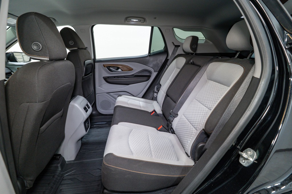 2020 GMC Terrain Image 27