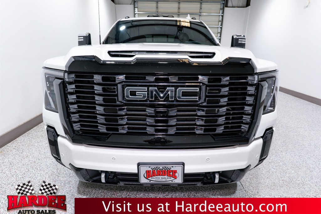 2025 GMC Sierra 2500 Image 7