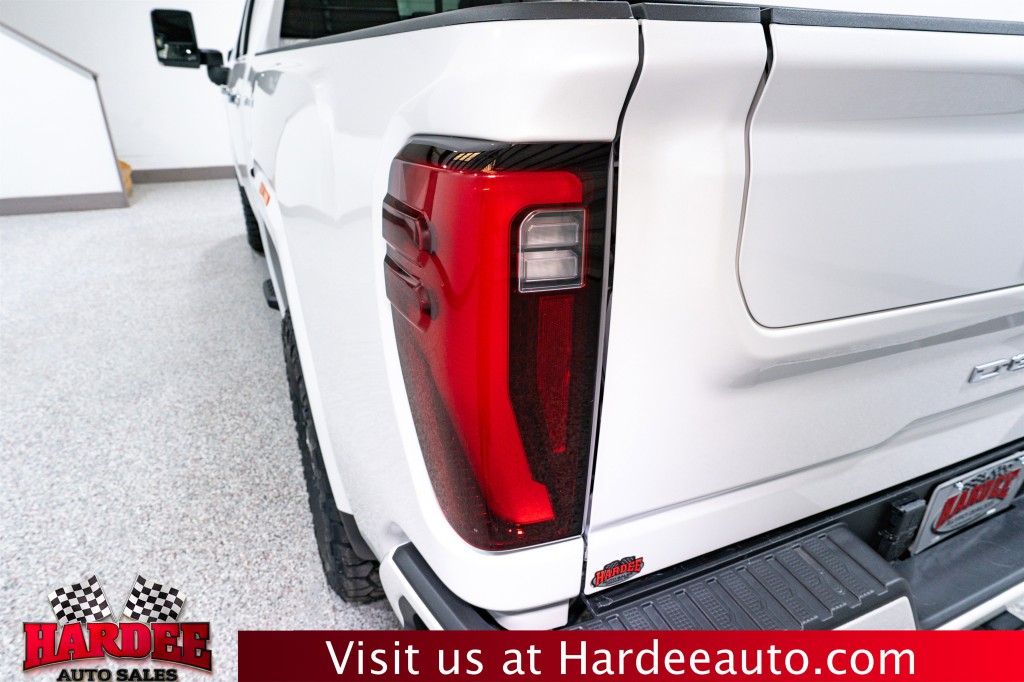 2025 GMC Sierra 2500 Image 9