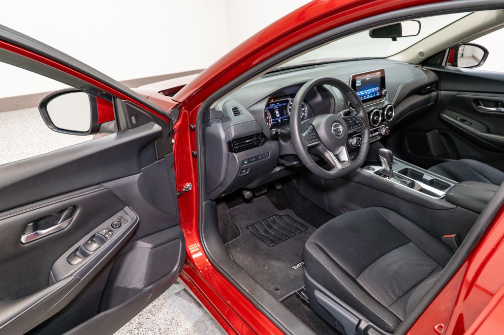 2023 Nissan Sentra Image 12