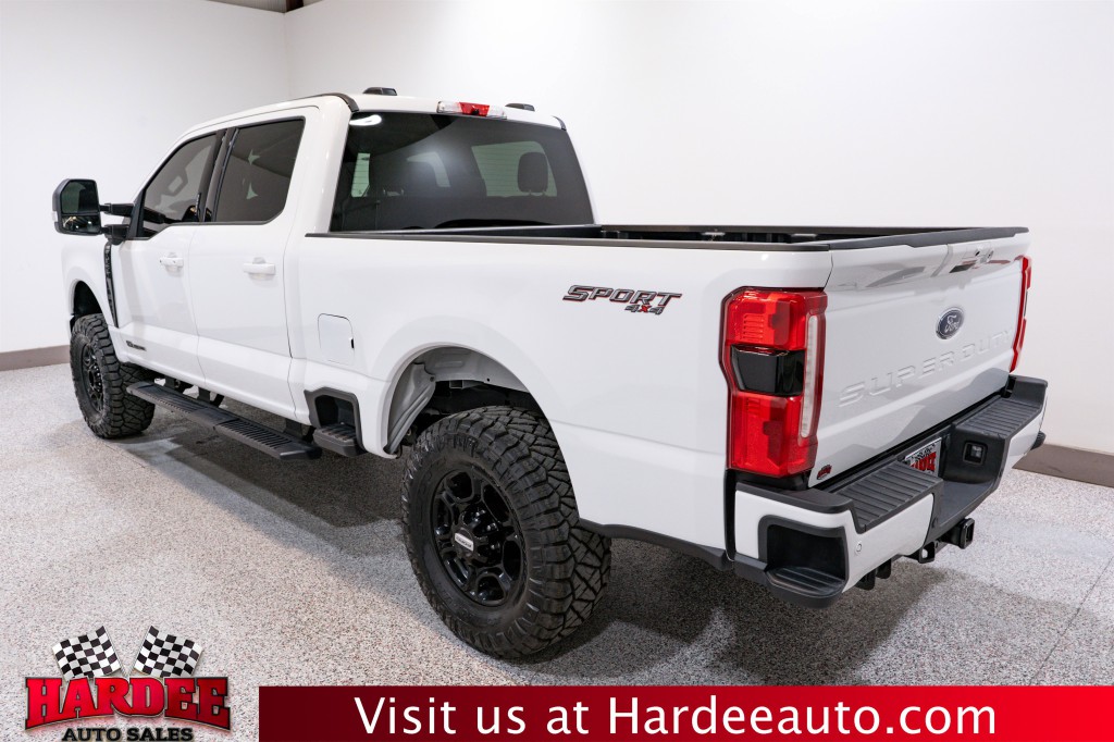 2024 Ford F-250 Image 3