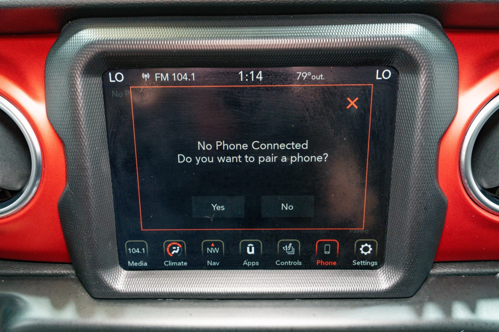 2020 Jeep Gladiator Image 21