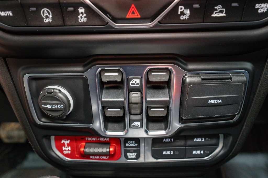 2020 Jeep Gladiator Image 23