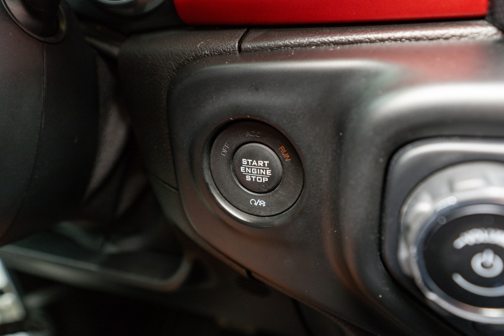 2020 Jeep Gladiator Image 32