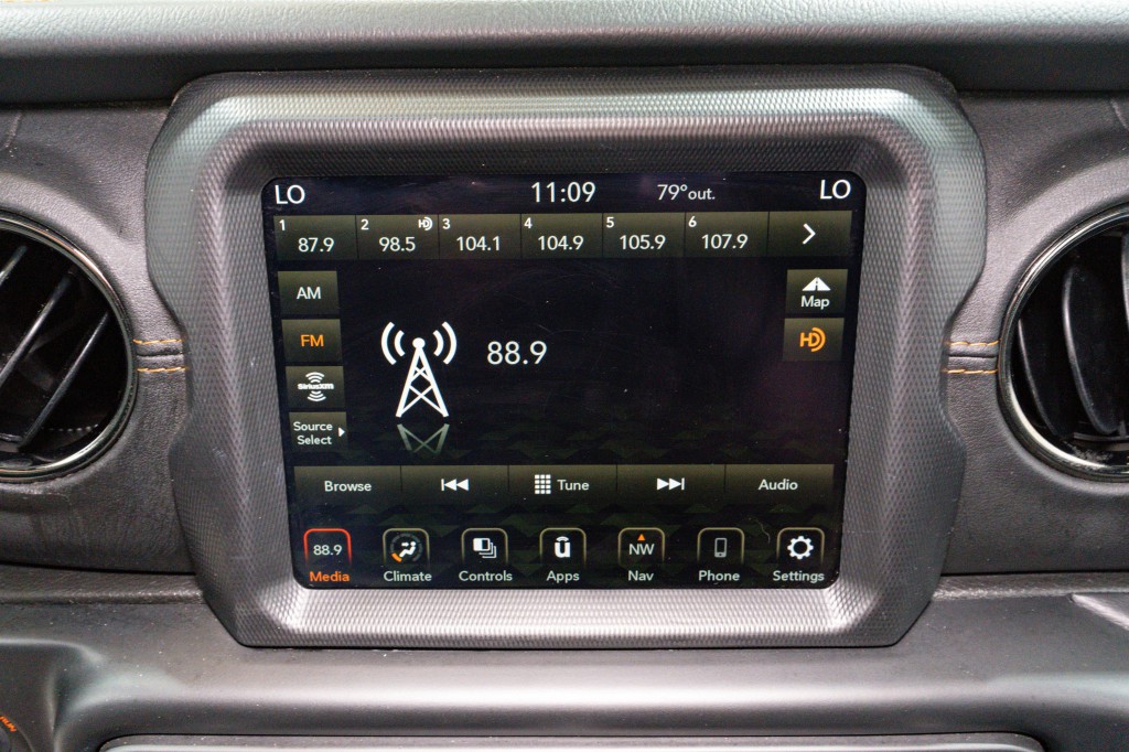 2023 Jeep Gladiator Image 18
